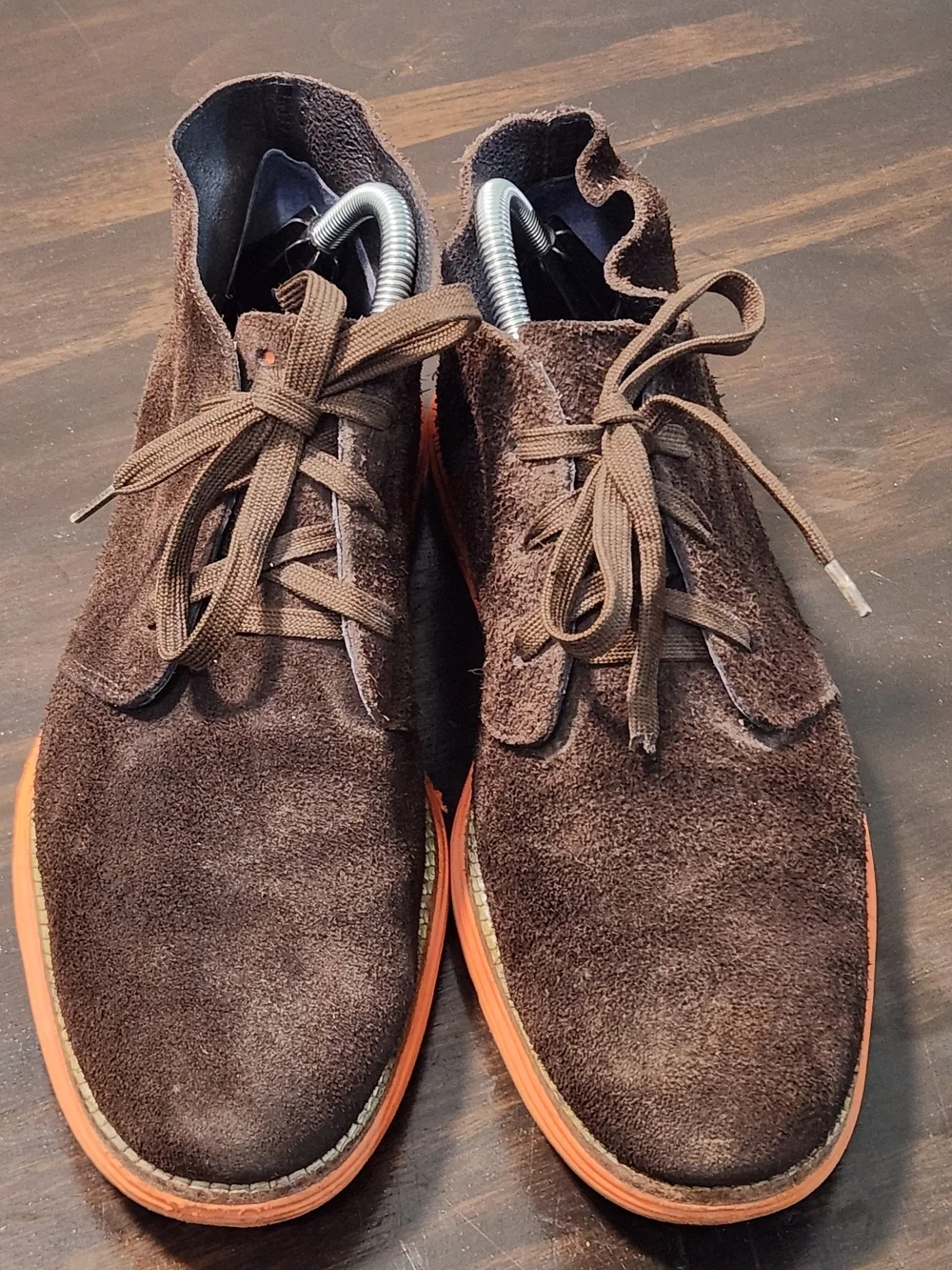 Cole Haan Lunargrand Chukka Boots Men’s 9 Brown Suede Orange Sole Luxury